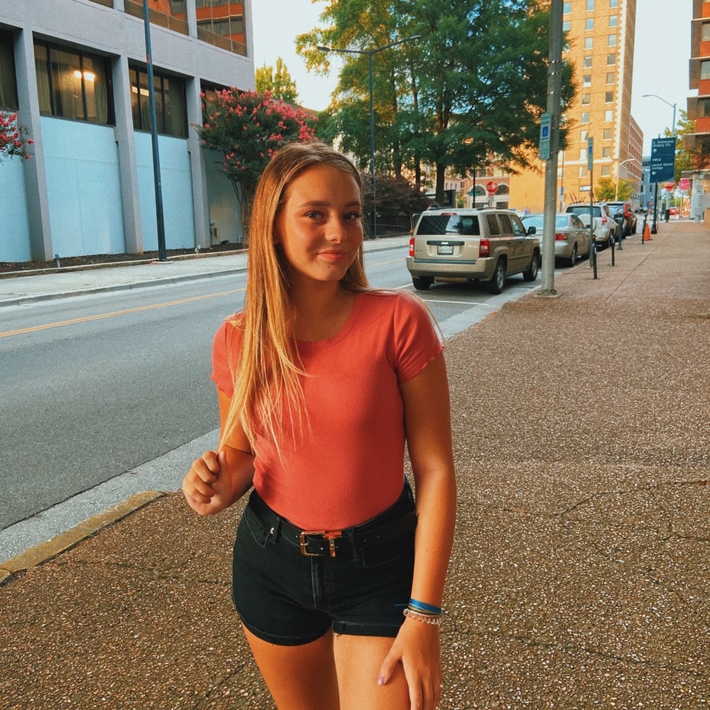 Meet your Posher, Kiley